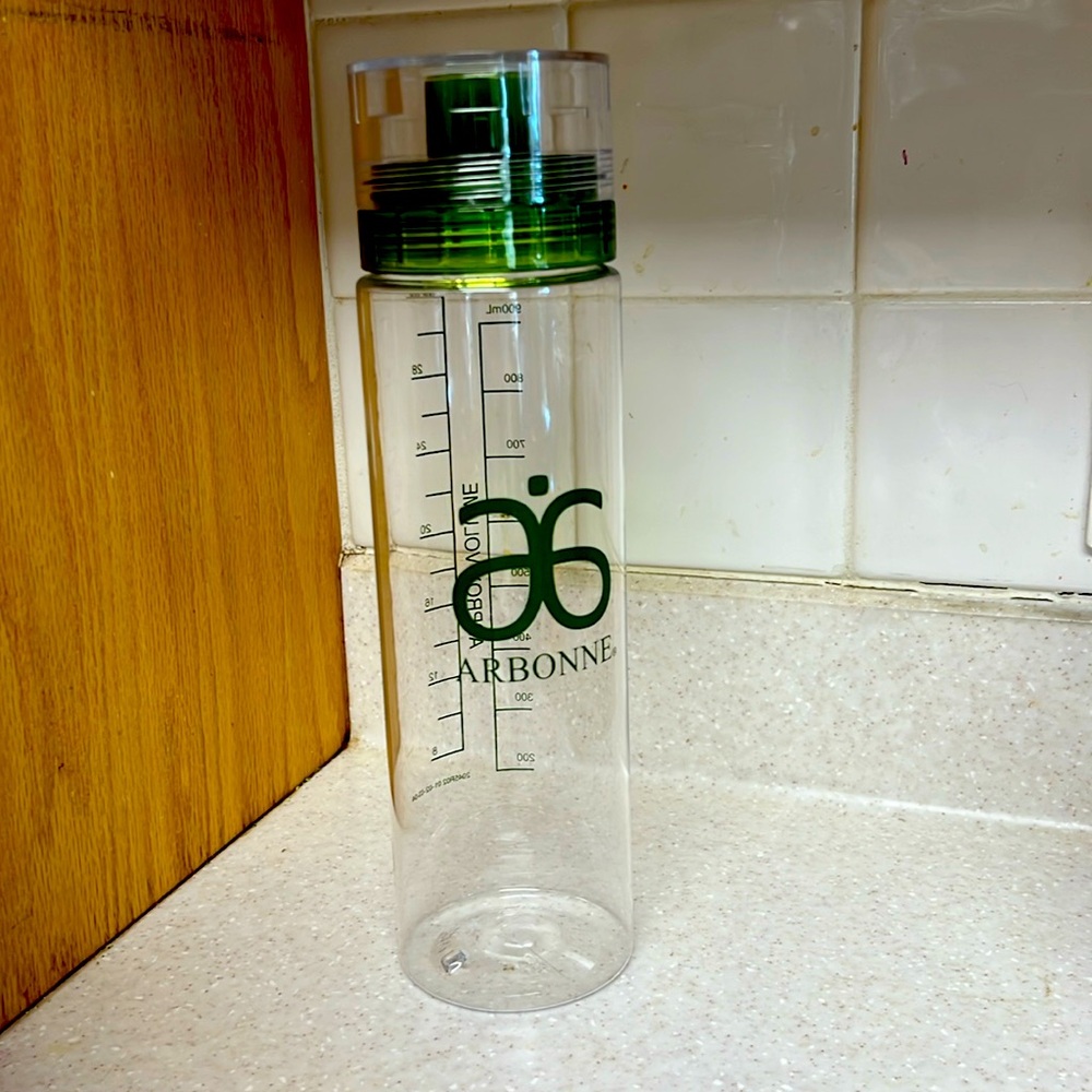 Water bottle